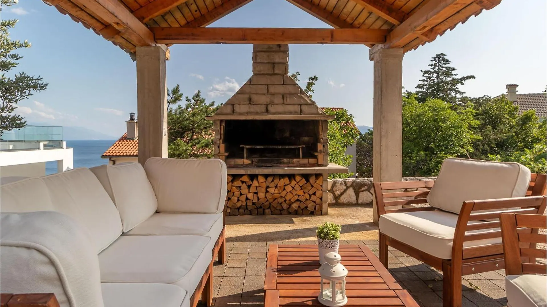 1 Bedroom Cozy Apartment In Novi Vinodolski